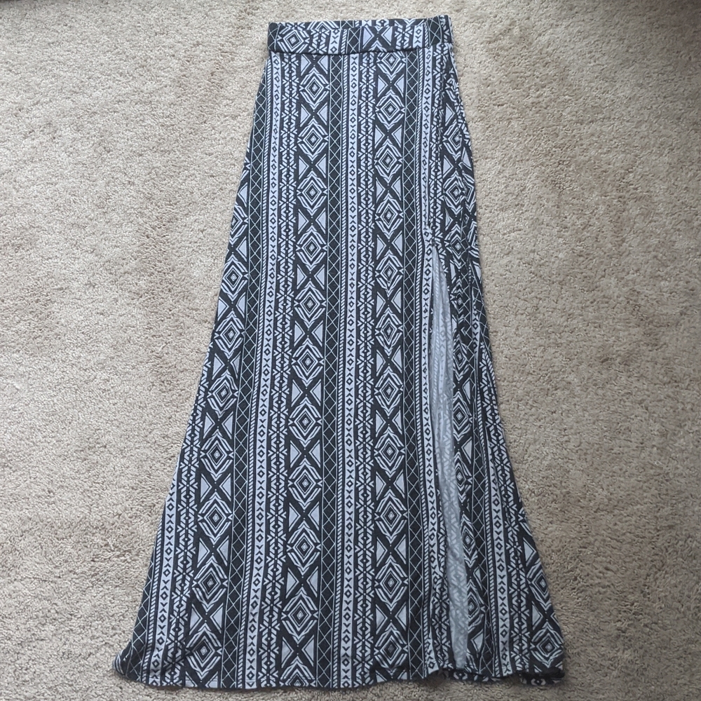 Black & White Patterned Maxi Skirt